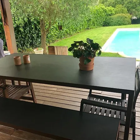 Holiday home Magnifica Casa Con Piscina Y Jardin En