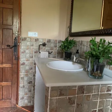 Holiday home Magnifica Casa Con Piscina Y Jardin En *