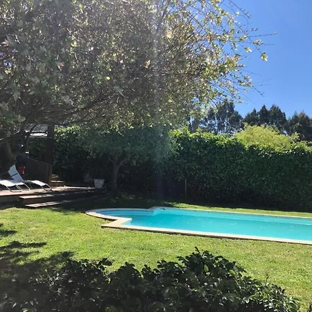 Magnifica Casa Con Piscina Y Jardin En *